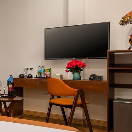 Casa Valentina Hanoi Hotel エクステリア 写真